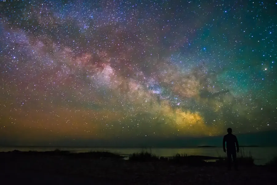 Night sky photograph taken on 2015-05-21 with Nikon D7100.